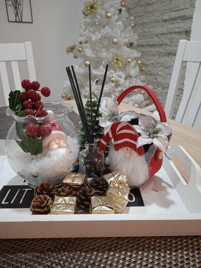 Apartman Danijela Оточац Экстерьер фото