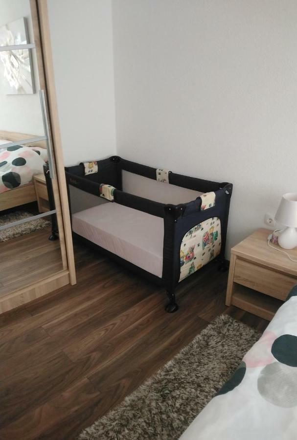 Apartman Danijela Оточац Экстерьер фото